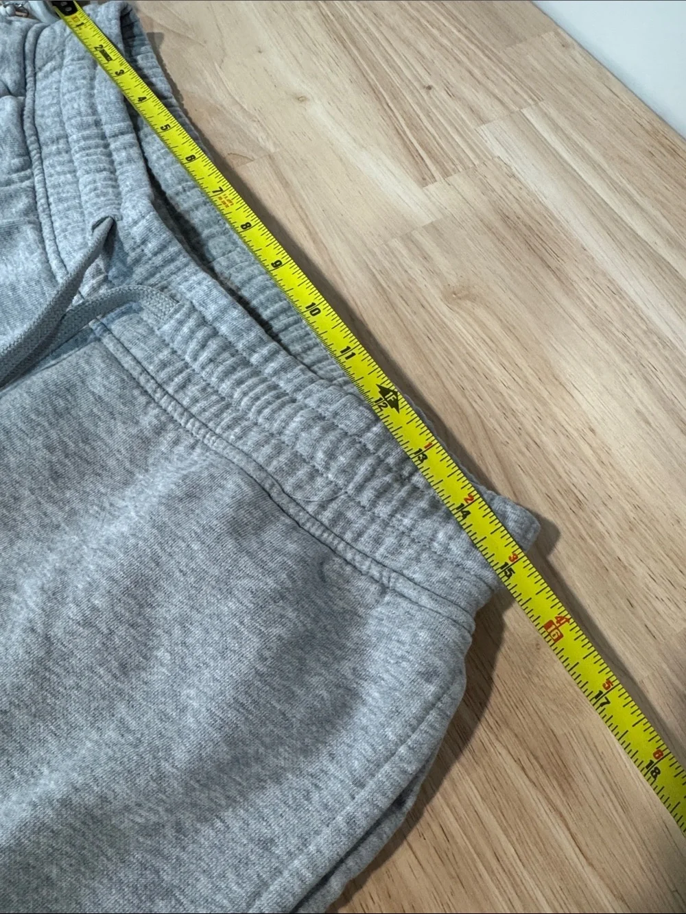 Gymshark Men's Light Grey Tapered Jogger Sweatpants EUC